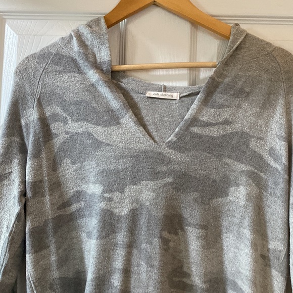 Super Soft Grey Camo Print Hoodie - Picture 3 of 3